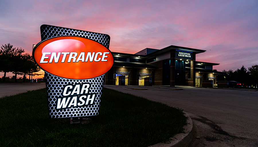 ILLUMINATED ENTRANCE/EXIT FIXTURE - Image 3