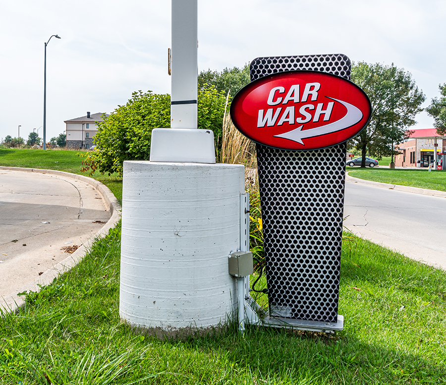 ILLUMINATED ENTRANCE/EXIT FIXTURE - Image 4